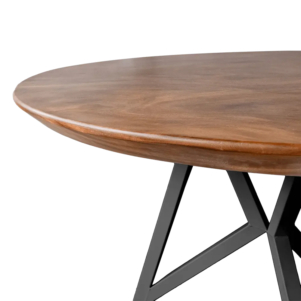 Cavel Ronde Notenhouten Tafel Cavel Ronde Notenhouten Tafel