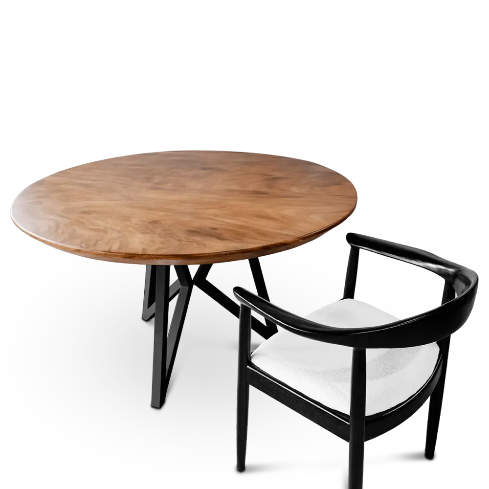 Cavel Ronde Notenhouten Tafel Cavel Ronde Notenhouten Tafel