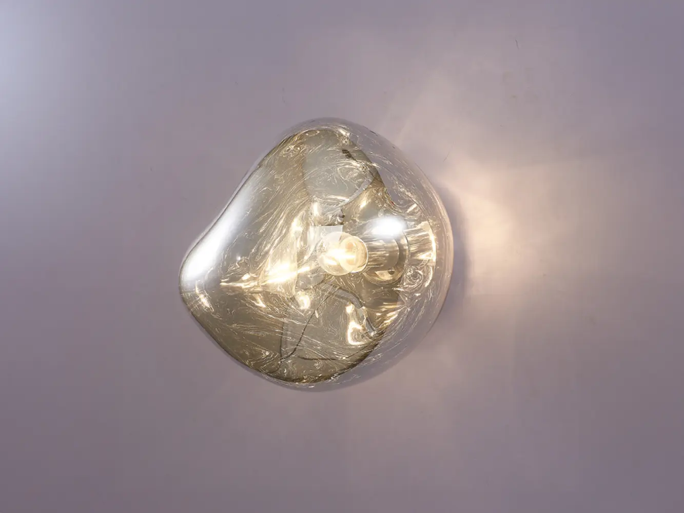 Zilveren wandlamp Blobby