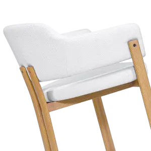 Japandi Eetkamerstoel Isamu | Wit Boucle | Eiken Onderstel