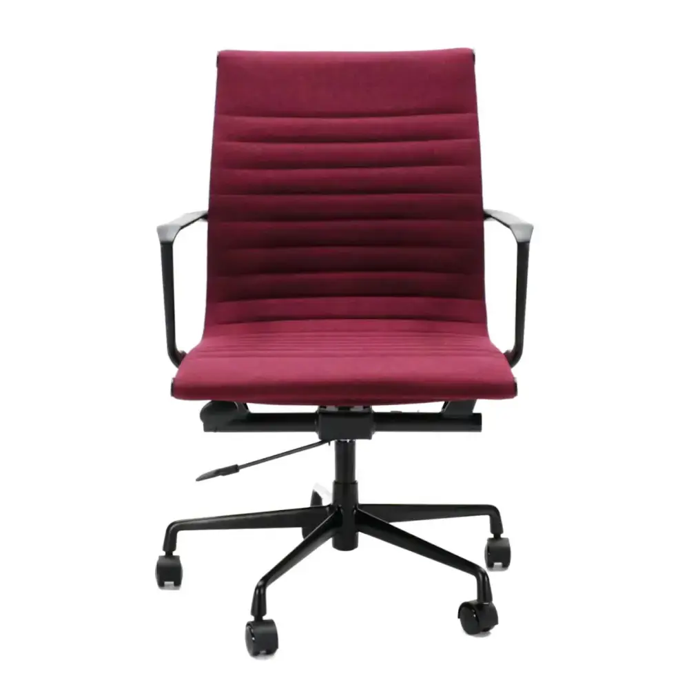 Cavel CD 117 Bureaustoel Rood Linnen | Zwart Frame Cavel CD 117 Bureaustoel Rood Linnen | Zwart Frame